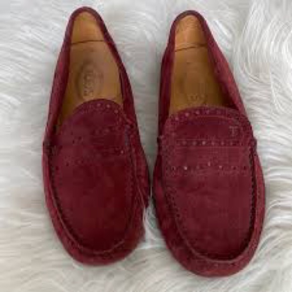 Tod’s Burgundy Italian Suede Loafers Moccasins